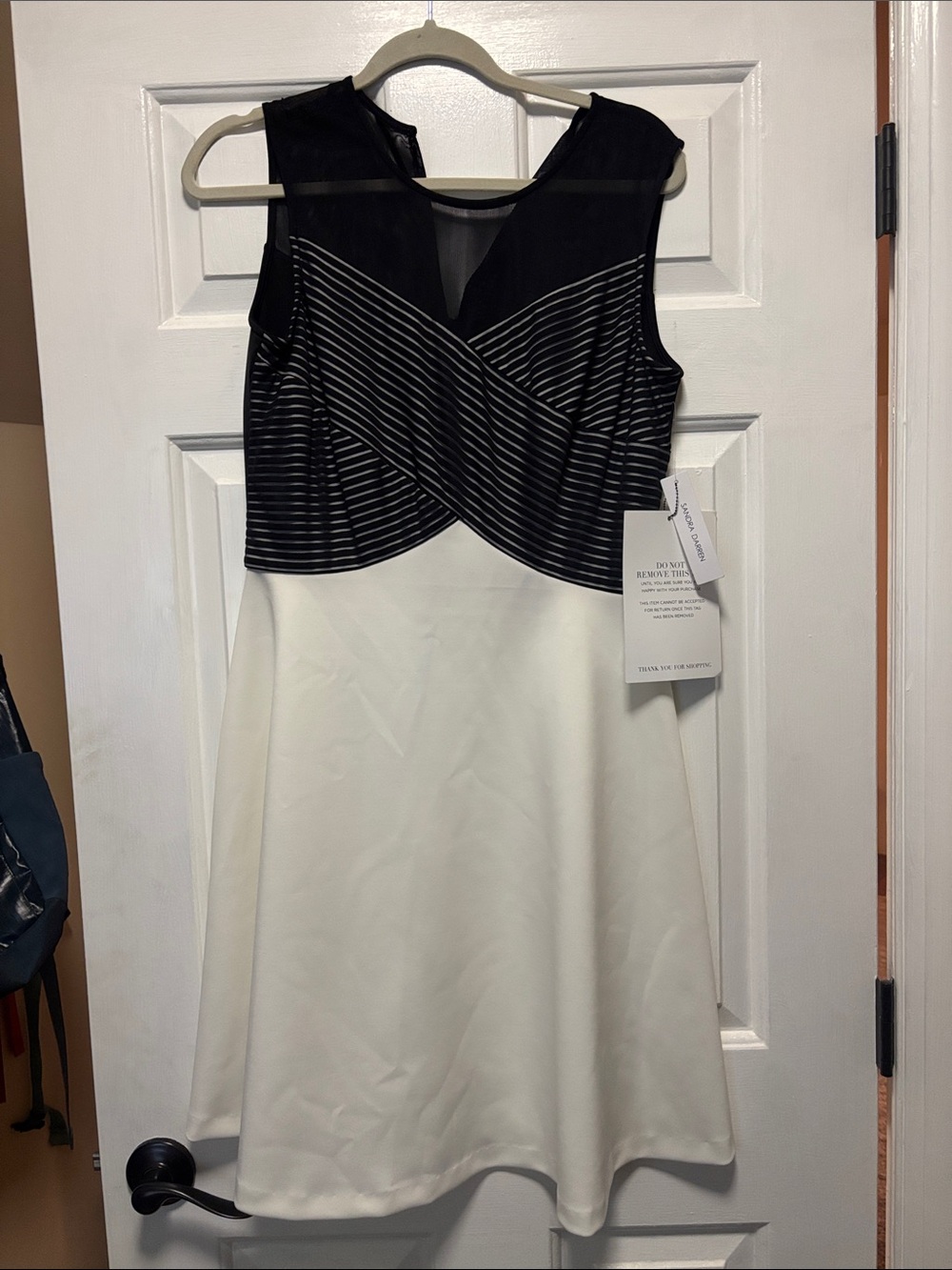 Sandra Darren Black and White Sleeveless Fit-and-Flare Midi Dress